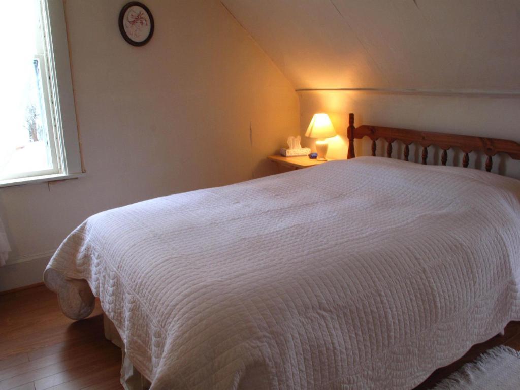East River Meditation Healing Centre Bed & Breakfast New Glasgow Room photo